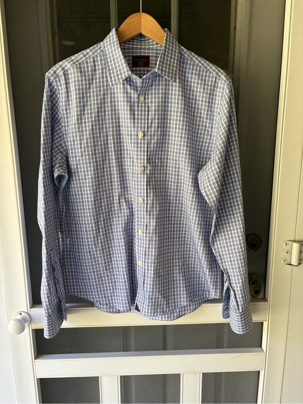 UNTUCKit Light Blue and White Check Men's Button-Down Shirt